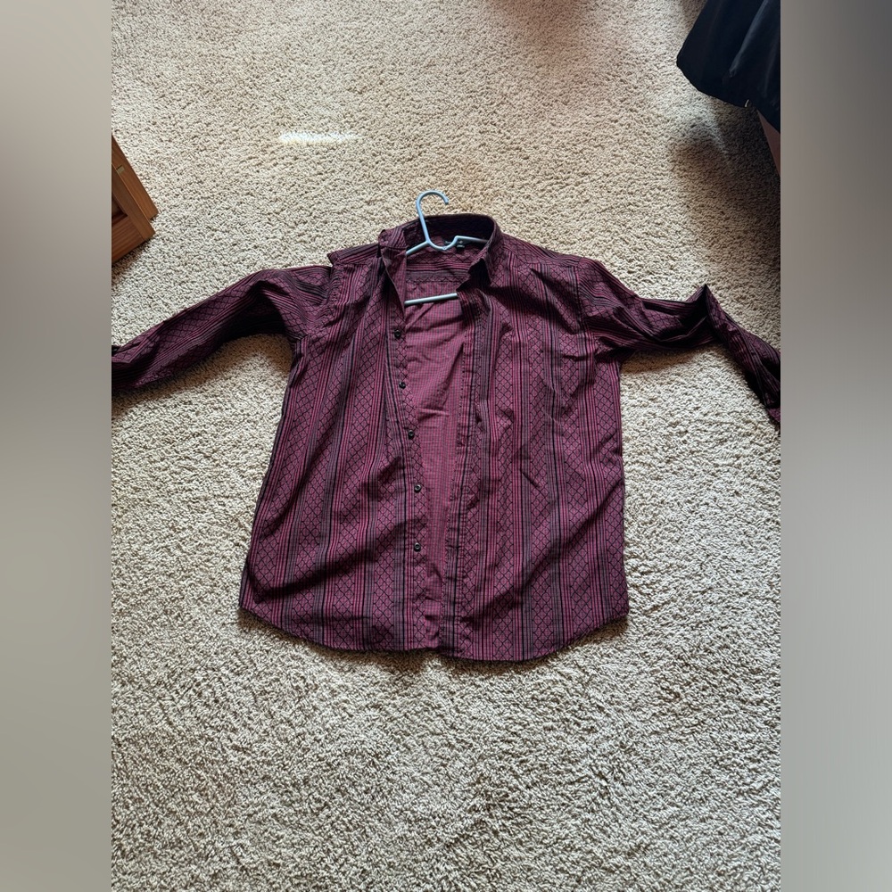 Black and red button up shirt. Medium. Beverly Hills Polo Club.